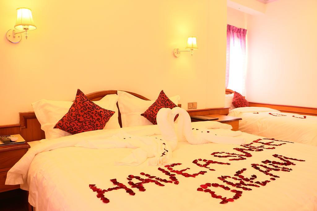 Mandalay White House Hotel Habitación foto